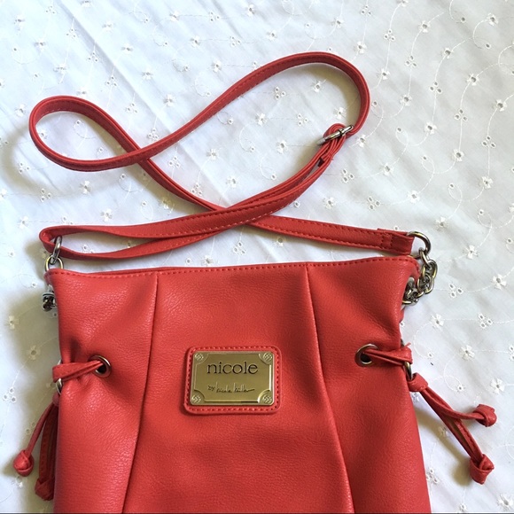 Nicole By Nicole Miller Red Crossbody Bag - Picture 2 of 6